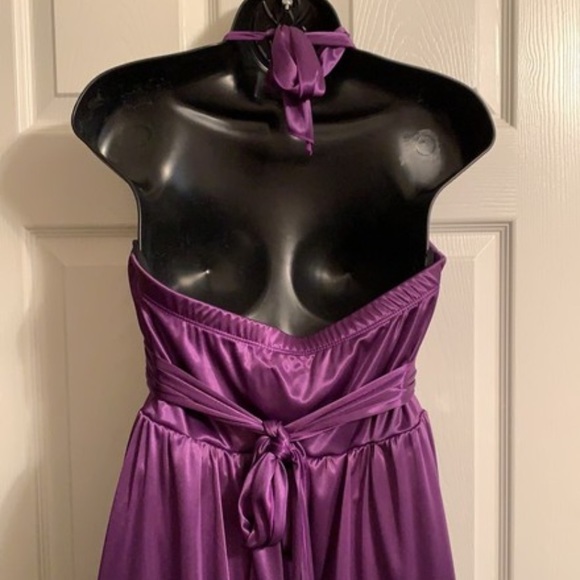 Ruby Rox halter dress - Picture 2 of 4